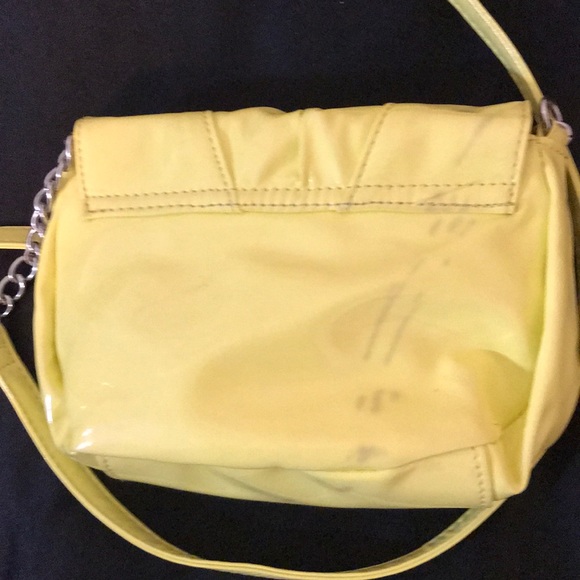 Candie’s Yellow Mini Purse - Picture 5 of 5